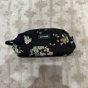Dakine floral makeup bag